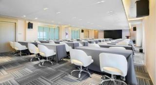 Lavande Hotel Xuchang Pangdonglai Hengdajinhui Plaza - 3