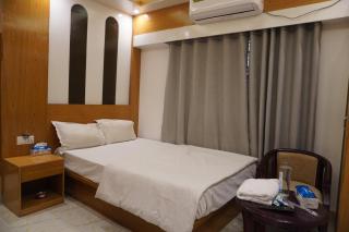 Hotel Seven View - 0