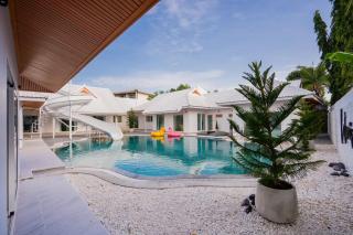 LABARIS LUXURY POOLVILLA WONGAMART BEACH 5 Bedroom - 6