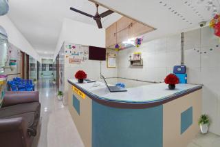 SPOT ON New Golden Star Guest House Near Thirumangalam Metro Station - 6