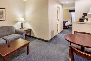 Comfort Inn Bellingham - 1