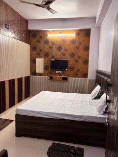 Absolute hostel - 2
