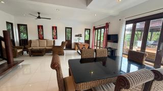 Private Pool 4BR Villa with Sea View Sleeps 8 - 4