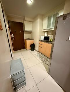 One Bedroom with Queen bed,sofa bed and wifi at One Uptown Residences, BGC, Taguig - 4