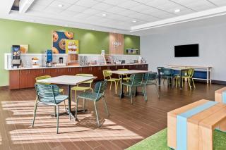 Spark by Hilton Shawnee - 3