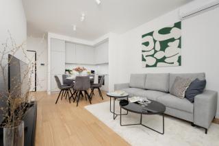Warsaw Luxury Apartment with Parking in the City Centre by Renters Prestige - 5