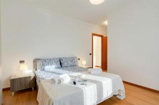 Magnolia - New Apartment Laveno Center- Happy Rentals - 7