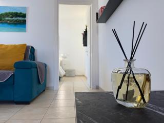 Dreamhouse - The Apartment - 5