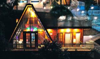 Koro Treehouse Resort Luxury Jacuzzi Cottages and Jacuzzi Villas - 8