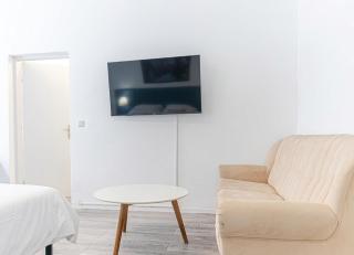 3-Bedroom Apartment in Central Vienna Comfort - 8