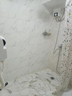 L1 Twin Bed Staycation in Bonifacio Global City 9 - 9