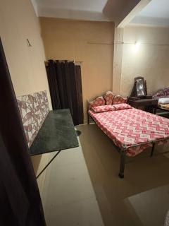 Comfort Stay Homestay - 0