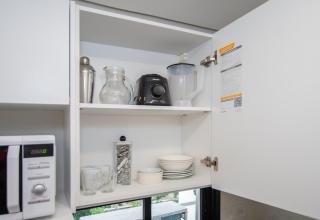 Stylish 1BR Pool & Gym Near Top Malls - 3