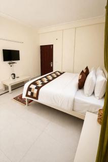 Hotel Roselle Heights - 6