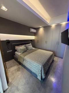 Erasmia Beachside Suites - 5