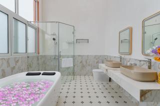 Santori Hon Thom Hotel - 4