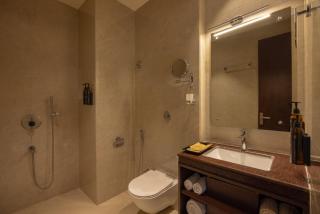 Clarks Inn Suites Dhanbad - 4
