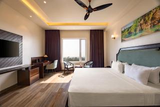 Clarks Inn Suites Dhanbad - 6