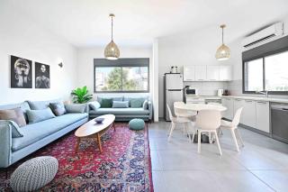 Cozy 2BR with Parking near the sea by HolyGuest - 9