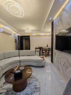 شقه فندقيه امام مطار القاهره ومستشفي السعودي - 8