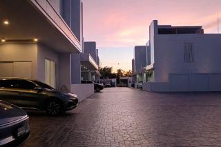 BK Luxury Pool Villa Pattaya 4 Bedrooms 6 Bathrooms - 2