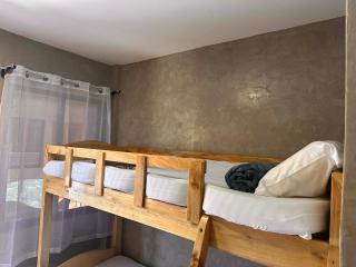 Hillside Station - Fan Room - 03 - 7