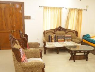 Swamy's Nest Peaceful & Spacious 2BHK Family Homestay with Parking in Bhopal - 0