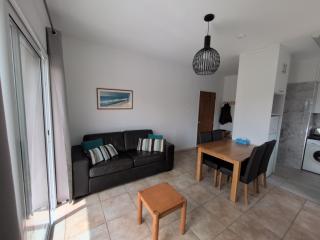 Cosy Sunny One Bedroom Apartment - 8