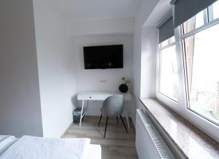 Double Room with Breakfast Free Parking and EV ready - 4