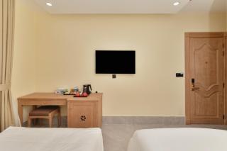 Santori Hon Thom Hotel - 9