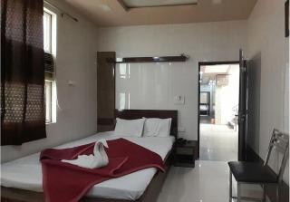 Hotel O Haji ali - 9