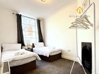 Exceptional 2 bedroom Flat in the Heart of Reading - 5