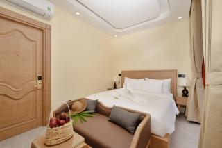 Santori Hon Thom Hotel - 7