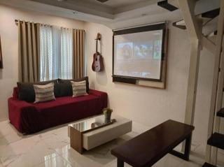 L1 Staycation in Bonifacio Global City - 1