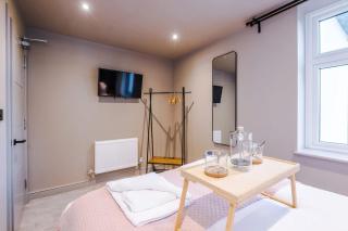 1-BD Apartment Near the Beach and City Centre - 1
