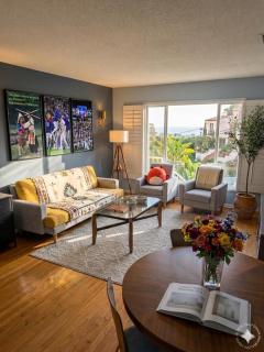 Spacious 3BR Luxury Villa Gated Parking Near Dodger St DTLA - 0