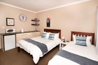 Andela Guesthouse - 4