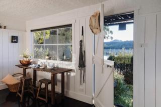 Bushy Summers - A Nurturing Bayside Shack - 1