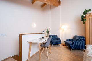 All-inclusive - 2 story loft - next to Old Town - 1