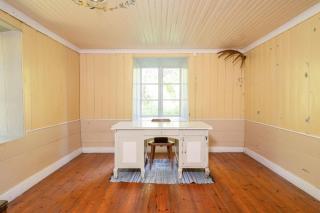 Charming Farmhouse - 2