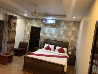 Karakuram Hotel & Restaurant - 6