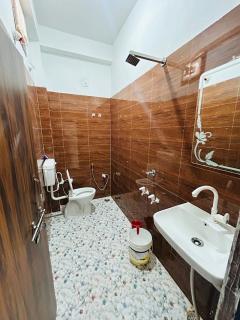 Skyline Hotel & Banquet - 6