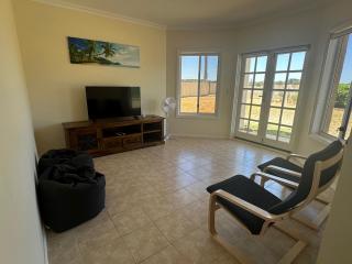 Sea Breeze Beach House - 1