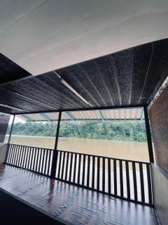 Chemperai Resort Floating House & Glamping - 7