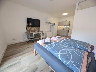 Orange Monkey Apartments - 5