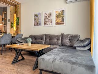 Six StarS 1BR Modern Apartment 6 mins to Centre - 3