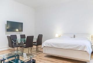 Near Westbahnhof - Cozy 2BR Apartment with WIFI, TV For long Stay - 9