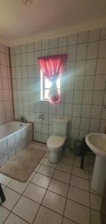 Ubuntu Guesthouse - 4