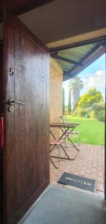 Ubuntu Guesthouse - 3