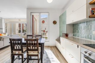 Calm Living 2BR Apartment in Residential Area by PikHost - 6